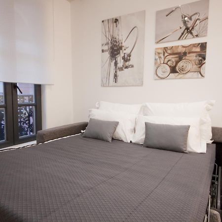 Apartamento Nuevo Y De Lujo En Puerta Del Sol Madrid Extérieur photo