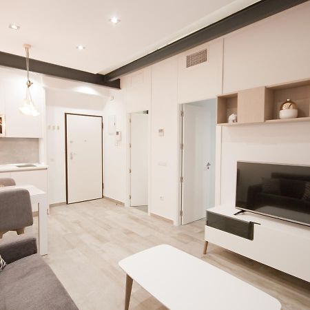 Apartamento Nuevo Y De Lujo En Puerta Del Sol Madrid Extérieur photo