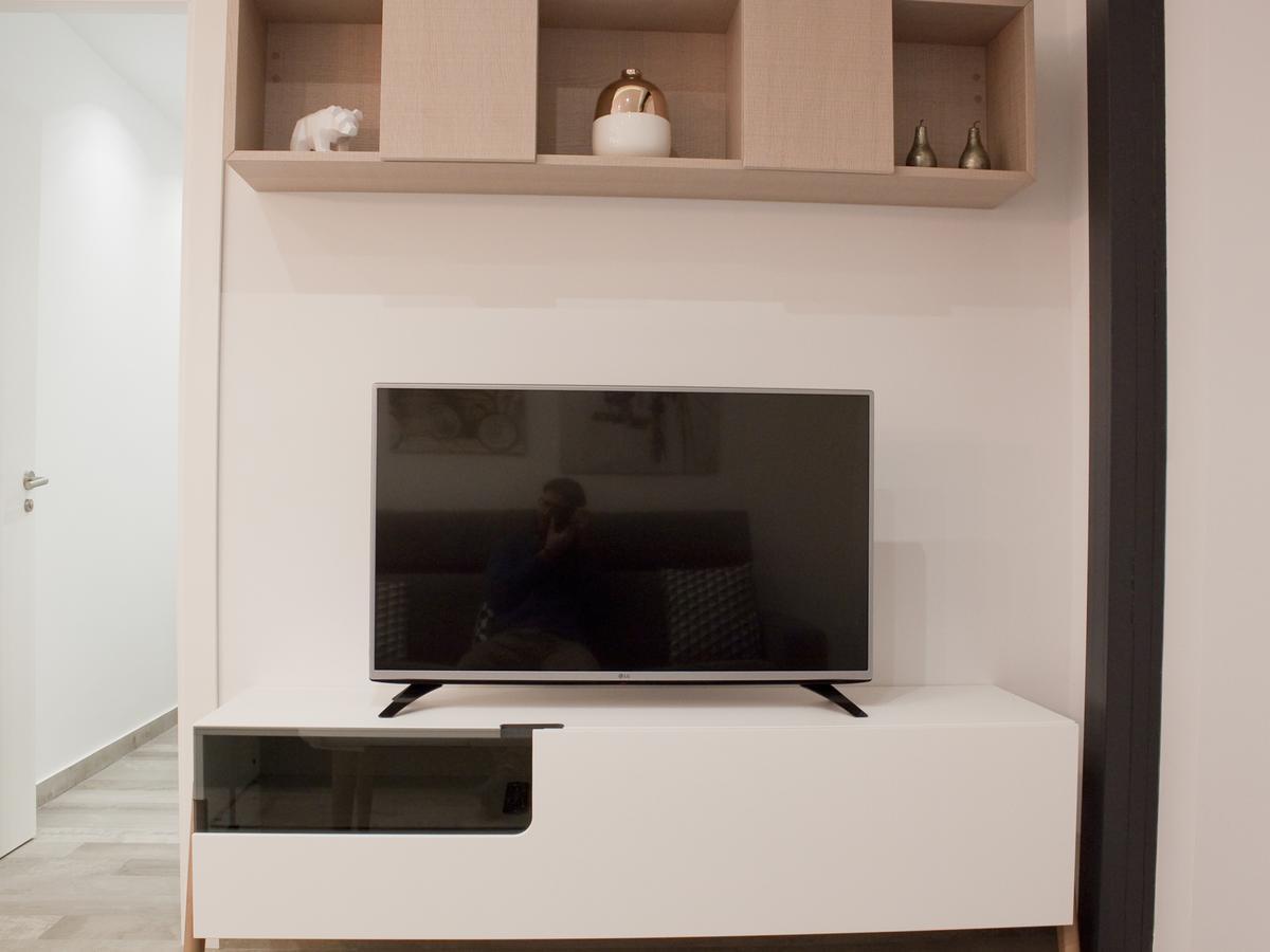 Apartamento Nuevo Y De Lujo En Puerta Del Sol Madrid Extérieur photo