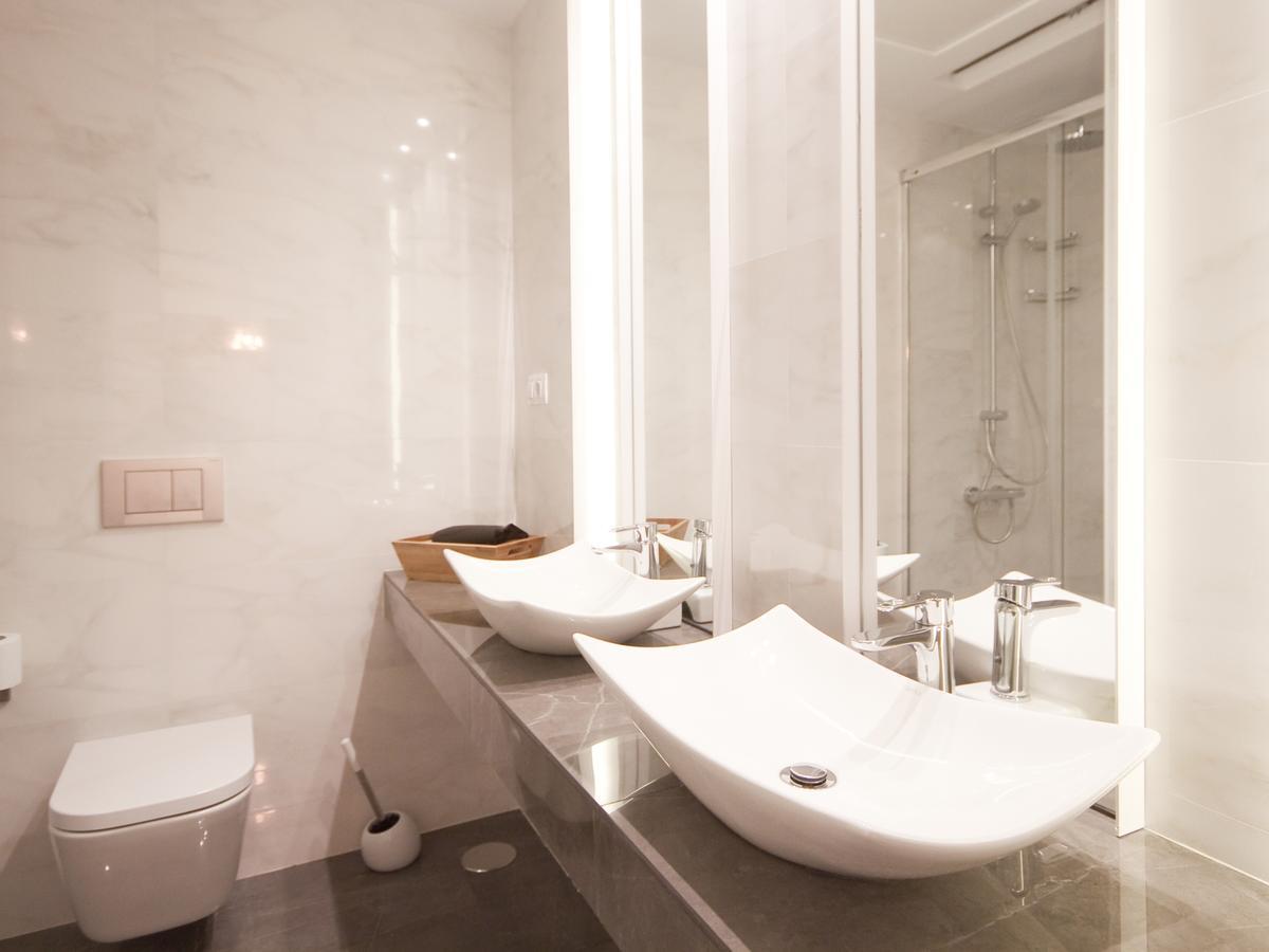 Apartamento Nuevo Y De Lujo En Puerta Del Sol Madrid Extérieur photo