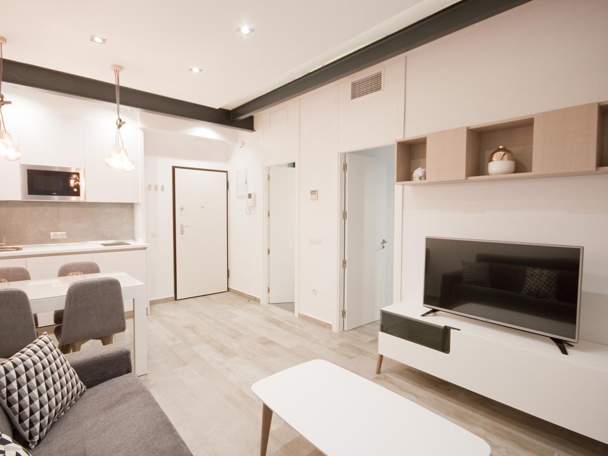Apartamento Nuevo Y De Lujo En Puerta Del Sol Madrid Extérieur photo