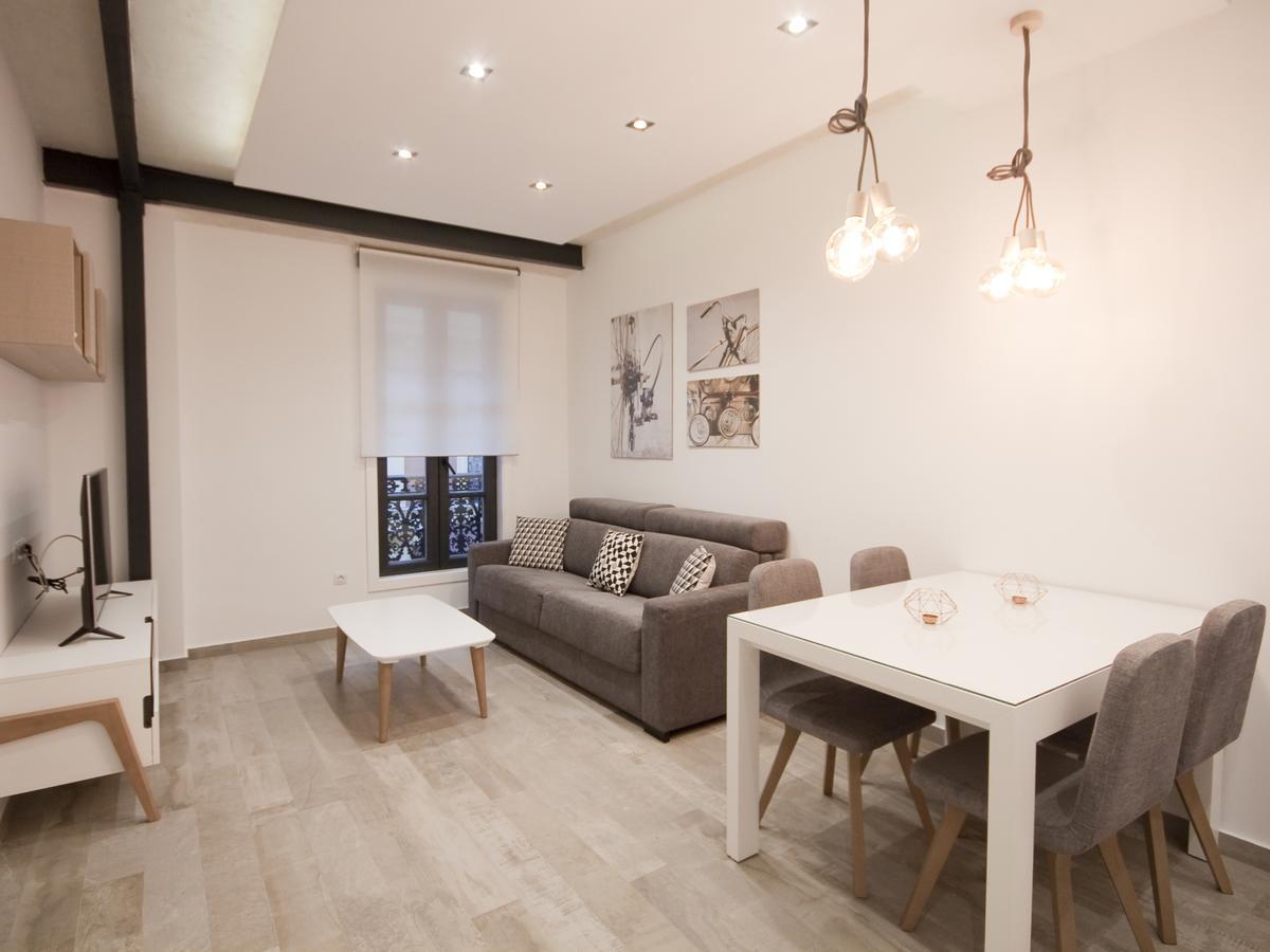 Apartamento Nuevo Y De Lujo En Puerta Del Sol Madrid Extérieur photo