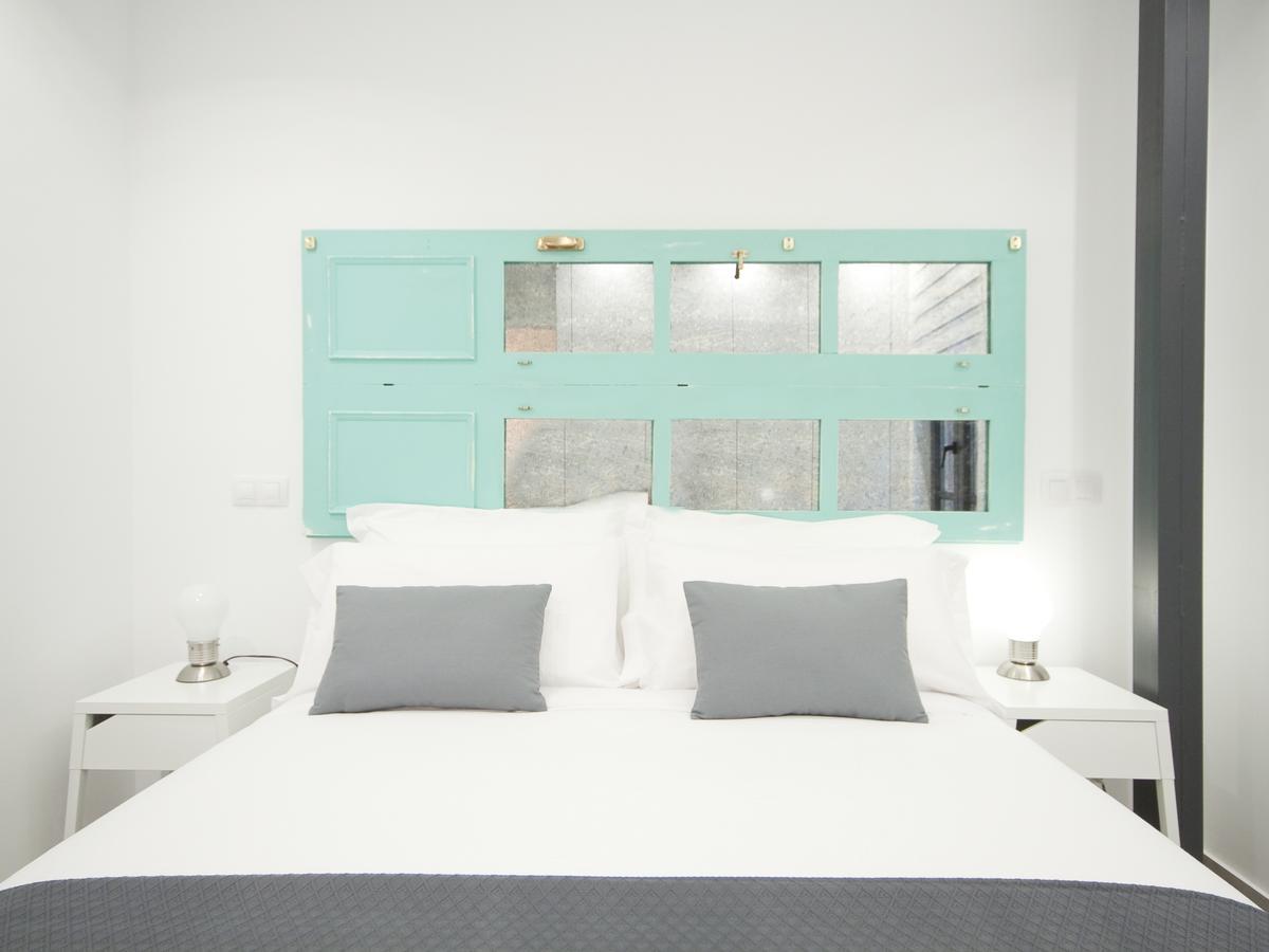 Apartamento Nuevo Y De Lujo En Puerta Del Sol Madrid Extérieur photo